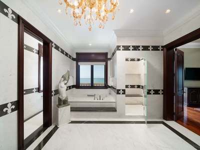 House &middot; For sale